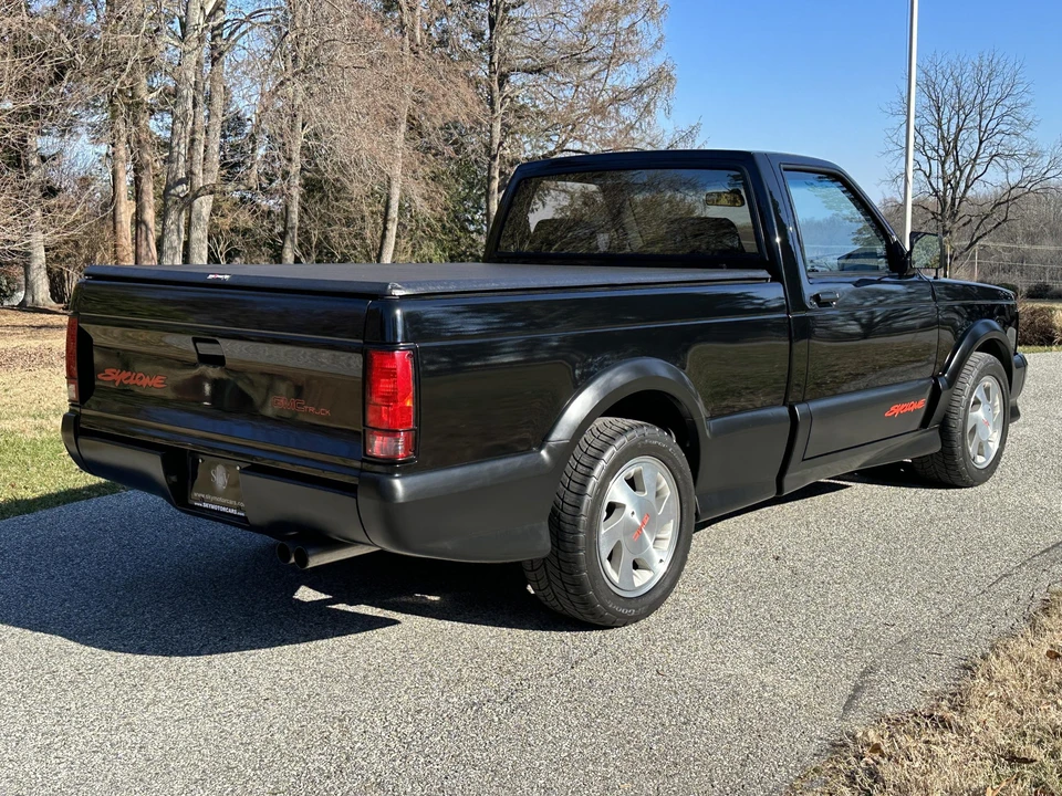 1991 GMC Syclone - Image 16 of 31