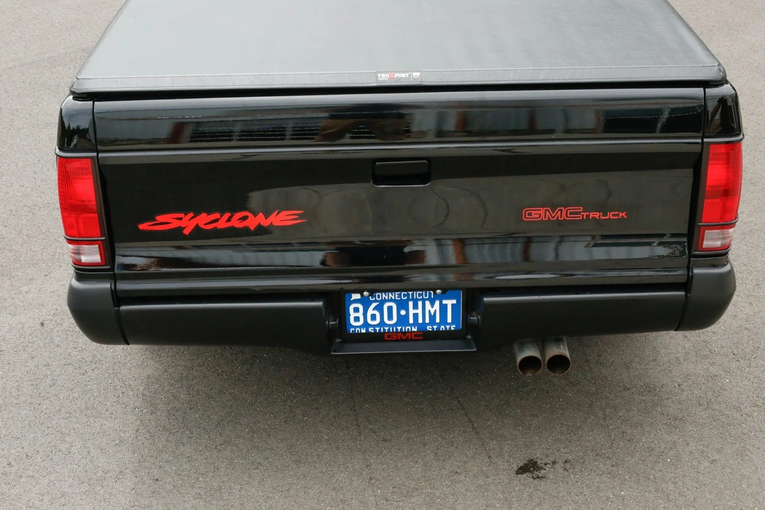 1991 GMC Syclone - Image 23 of 31