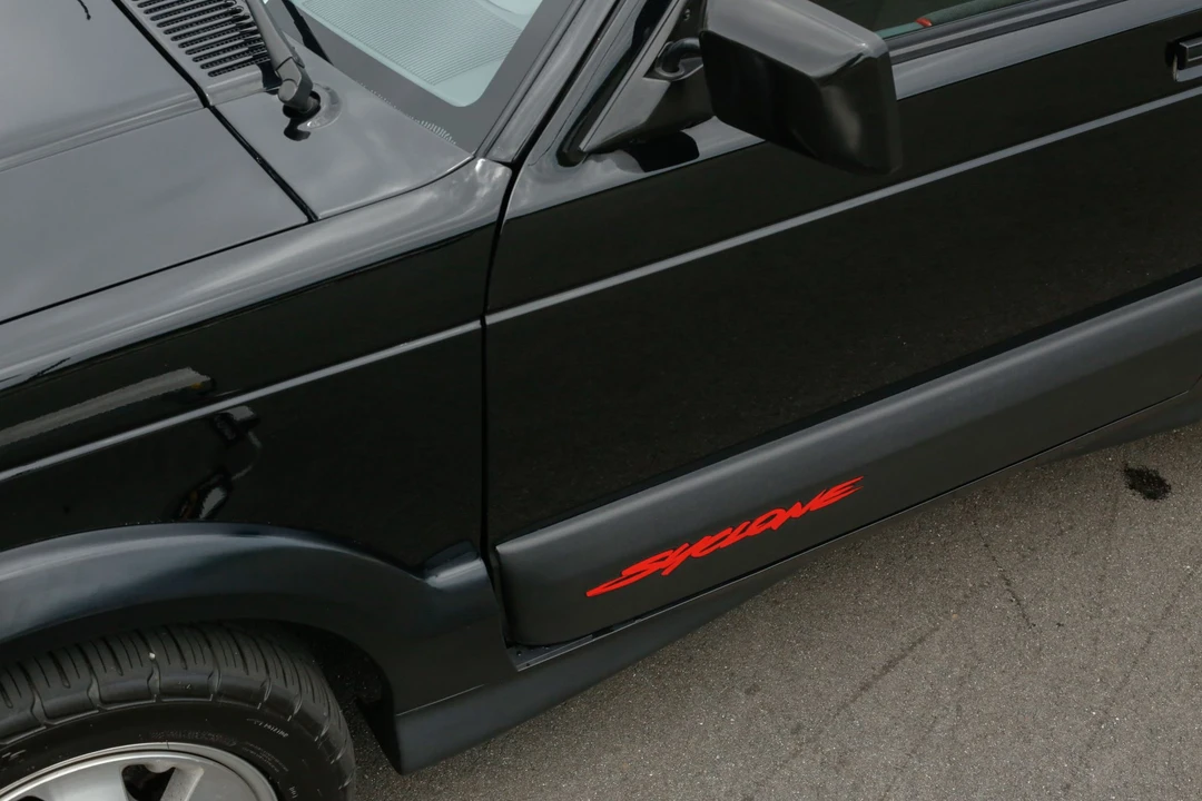 1991 GMC Syclone - Image 19 of 31