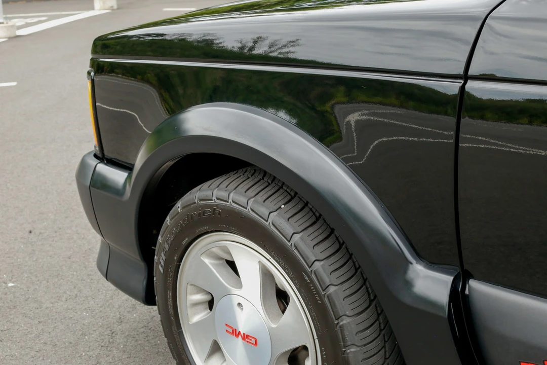 1991 GMC Syclone - Image 18 of 31