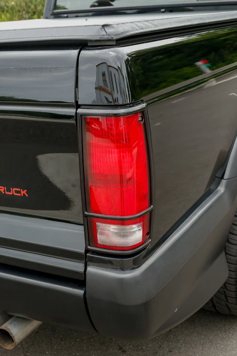 1991 GMC Syclone - Image 26 of 31