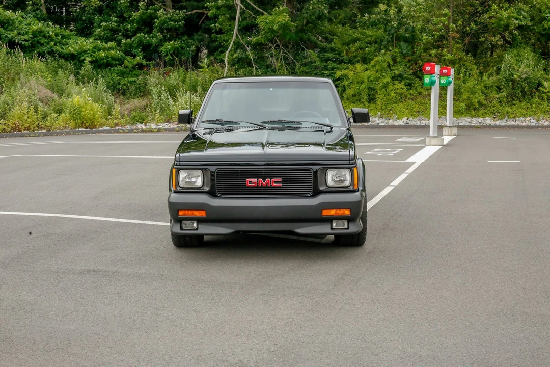 1991 GMC Syclone - Image 14 of 31