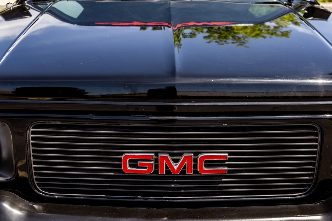 1991 GMC Syclone - Image 18 of 31