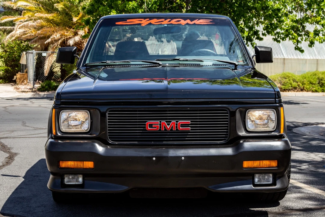 1991 GMC Syclone - Image 10 of 31