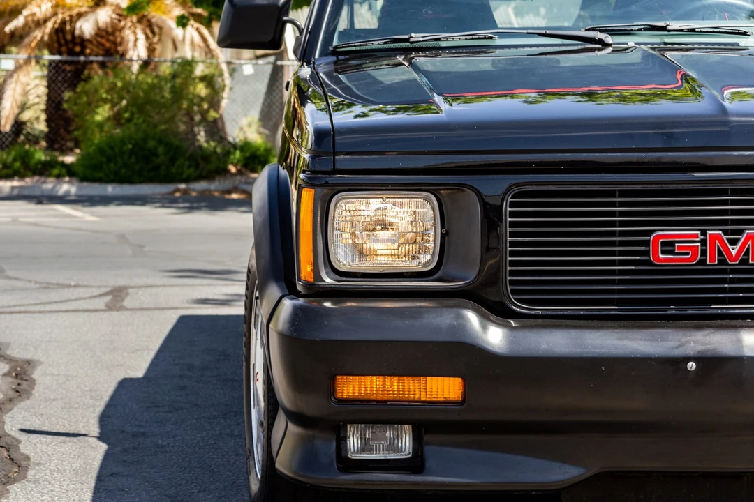 1991 GMC Syclone - Image 11 of 31