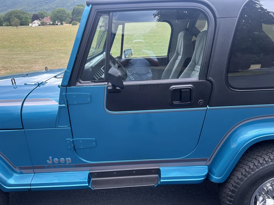 1991 Jeep YJ Wrangler - Image 22 of 31