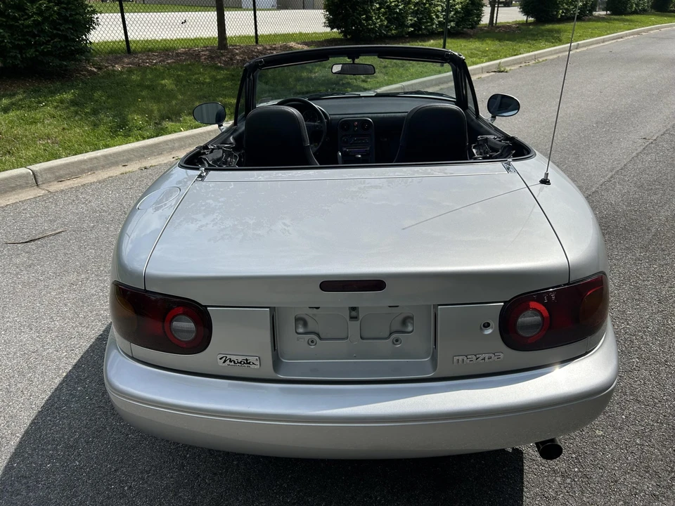 1991 Mazda NA MX-5 Miata - Image 16 of 31