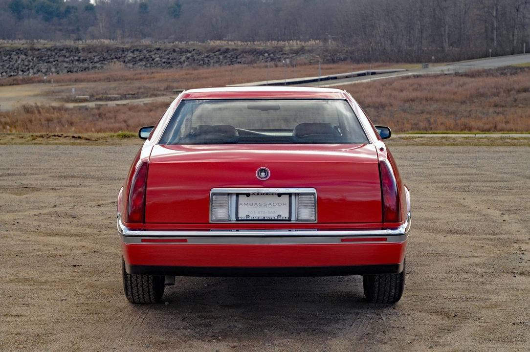 1992 Cadillac Eldorado 12th Gen - Image 11 of 31