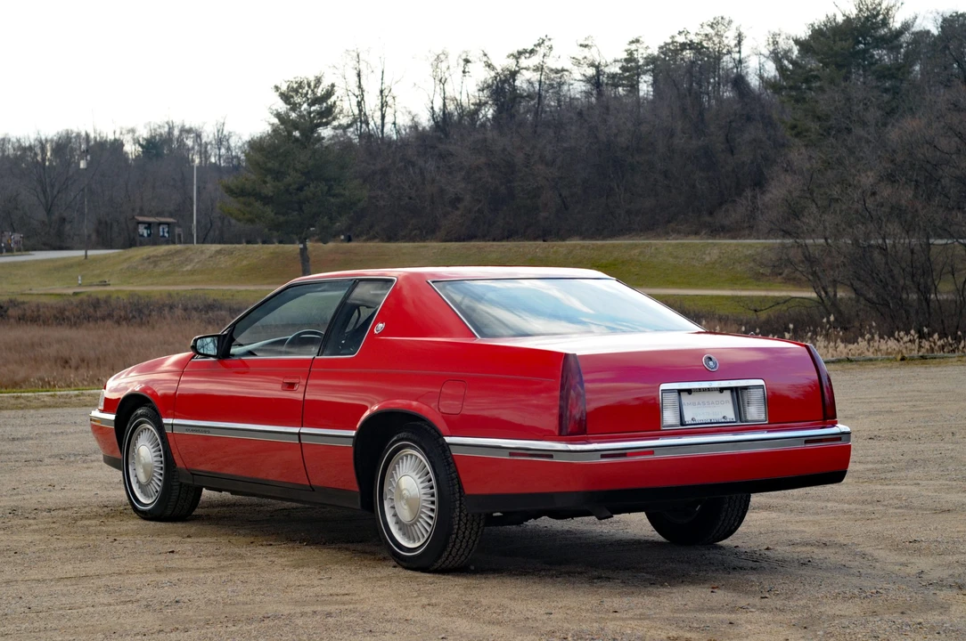 1992 Cadillac Eldorado 12th Gen - Image 9 of 31
