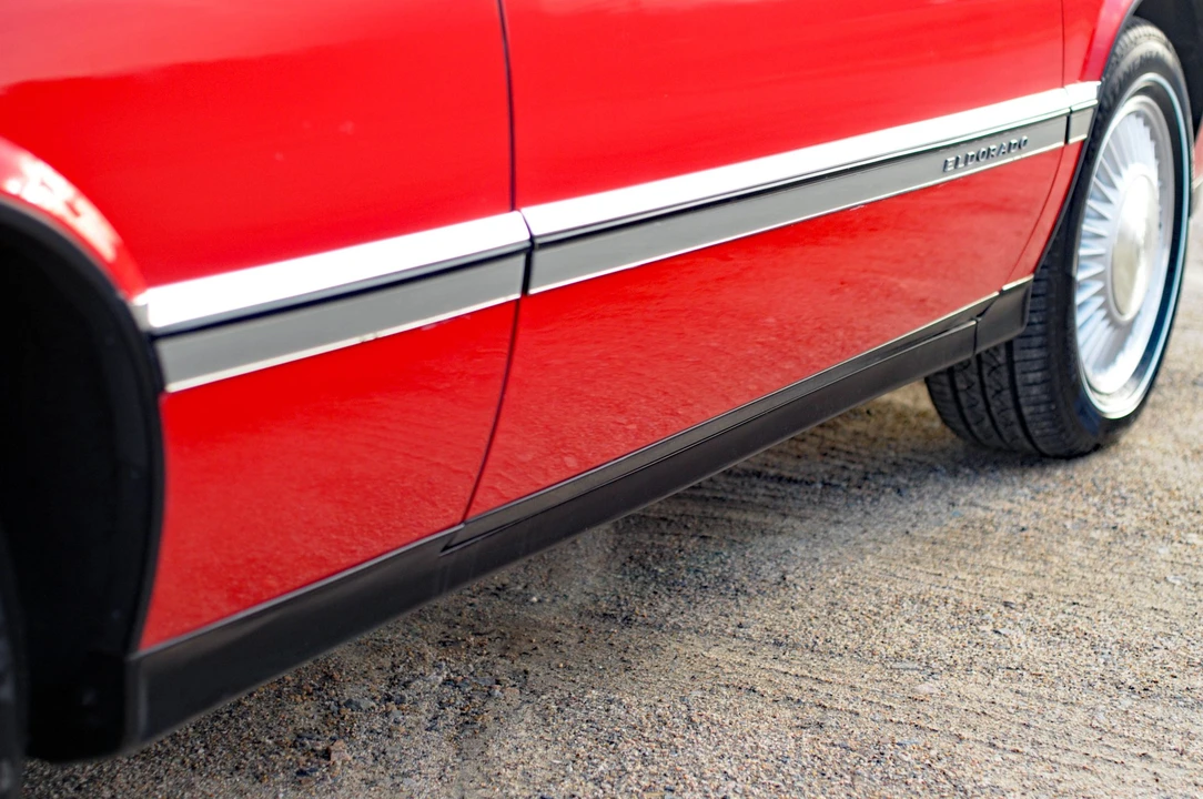 1992 Cadillac Eldorado 12th Gen - Image 25 of 31