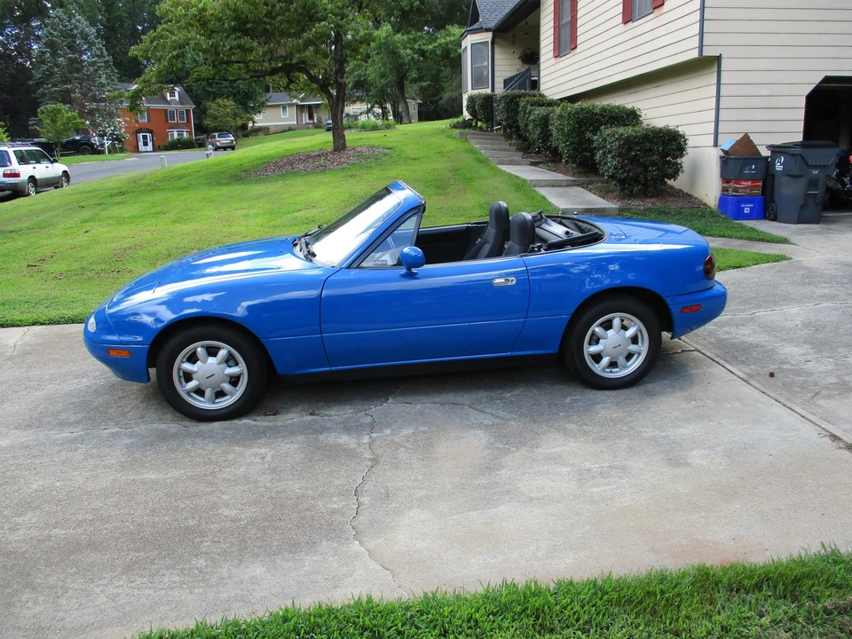 1992 Mazda NA MX-5 Miata - Image 17 of 31
