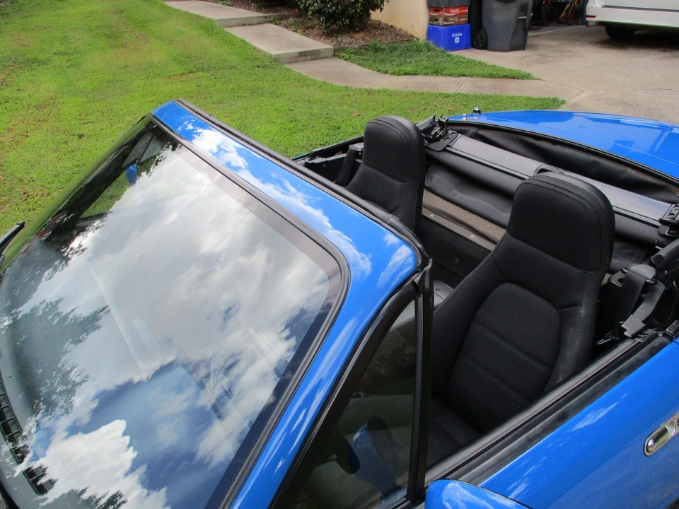 1992 Mazda NA MX-5 Miata - Image 25 of 31