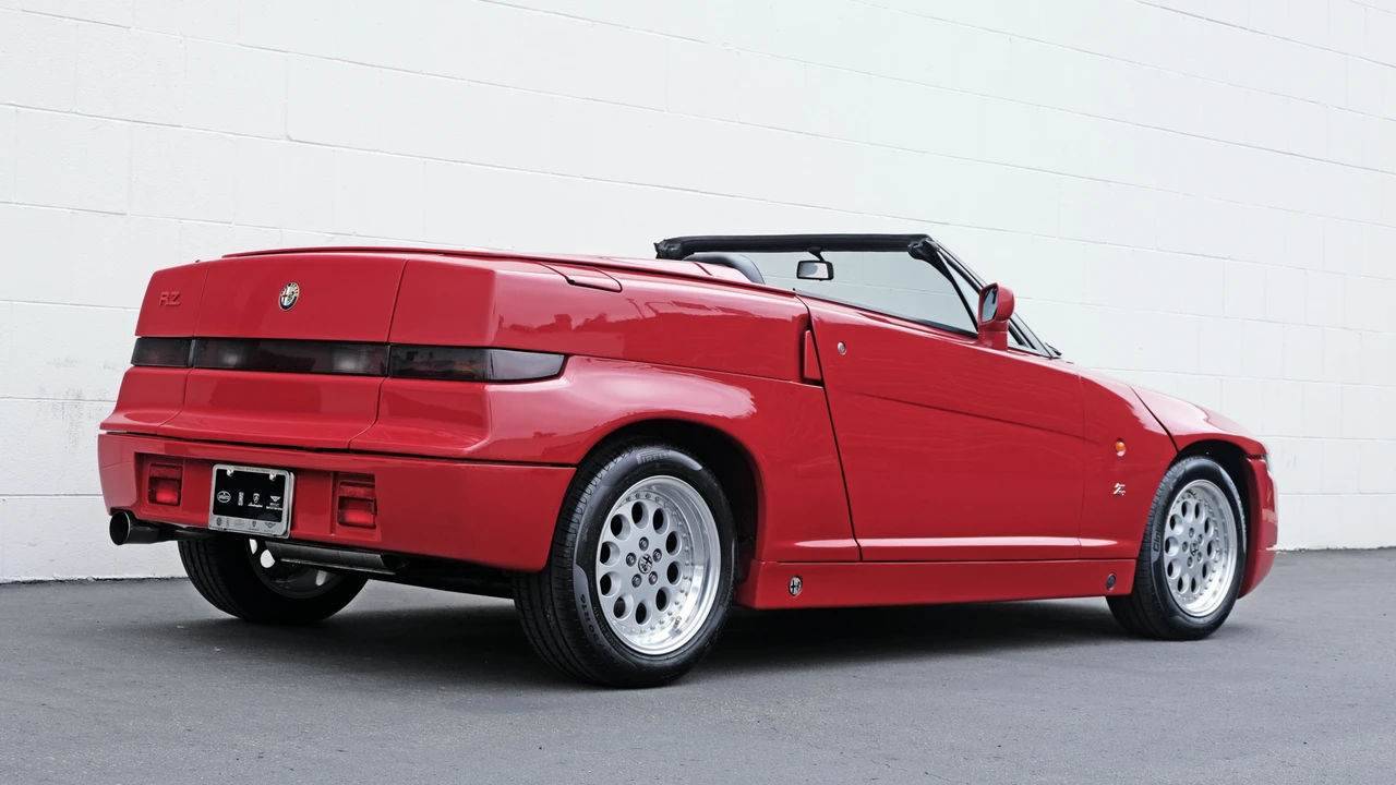 1993 Alfa Romeo RZ - Image 30 of 31