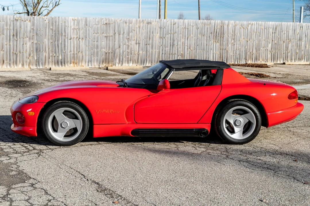 1993 Dodge Viper 1st Gen - Image 2 of 31