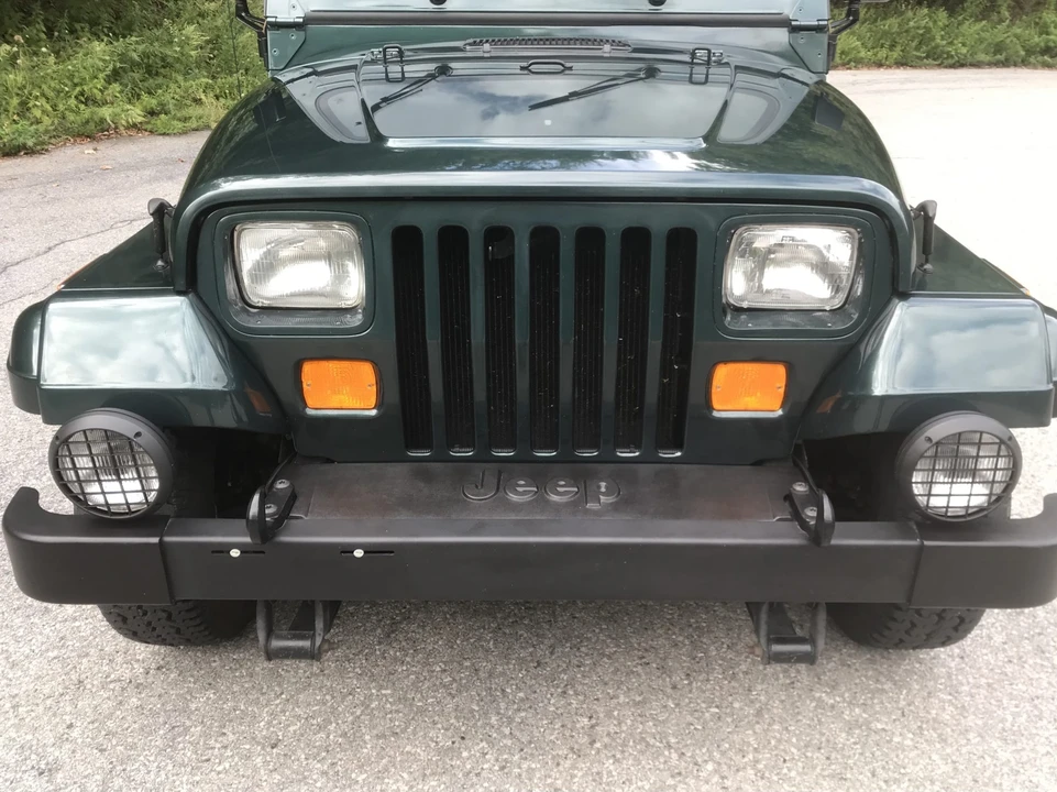 1993 Jeep YJ Wrangler - Image 30 of 31