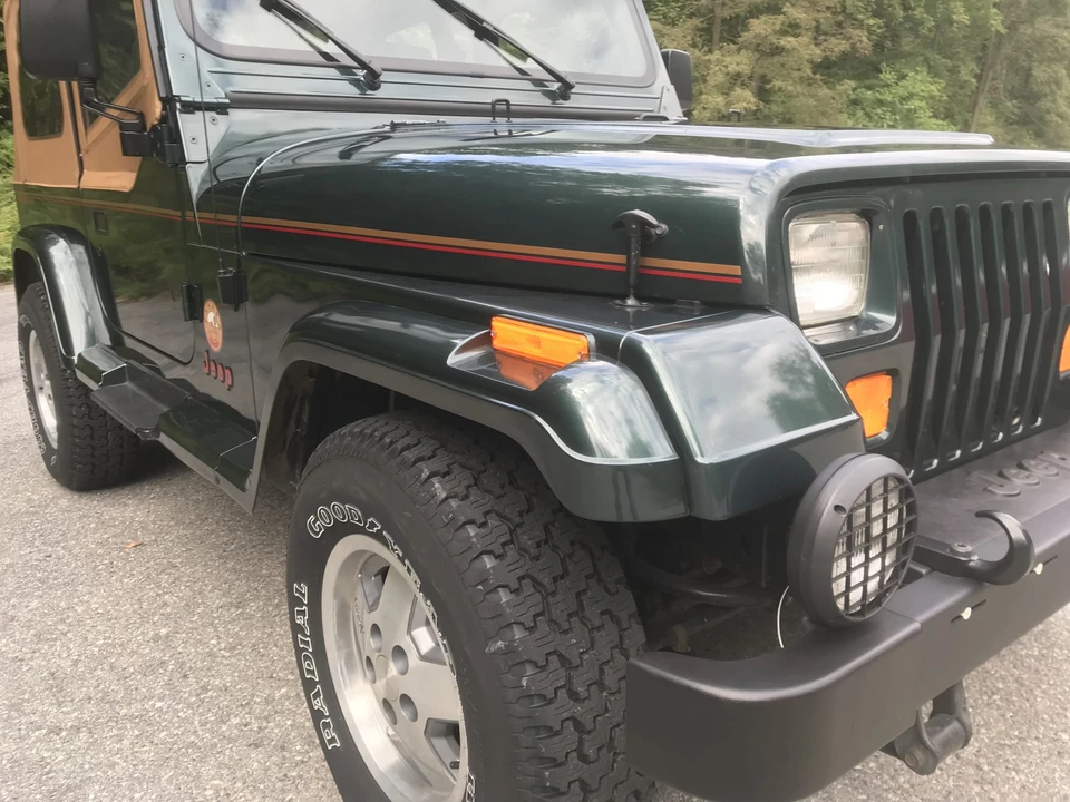 1993 Jeep YJ Wrangler - Image 29 of 31