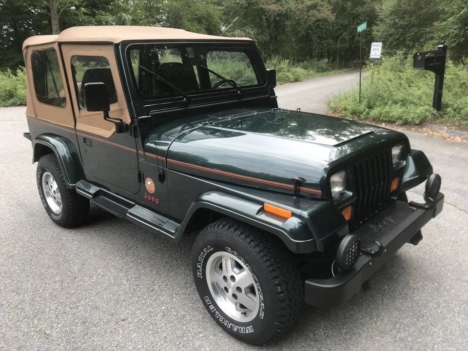 1993 Jeep YJ Wrangler - Image 26 of 31