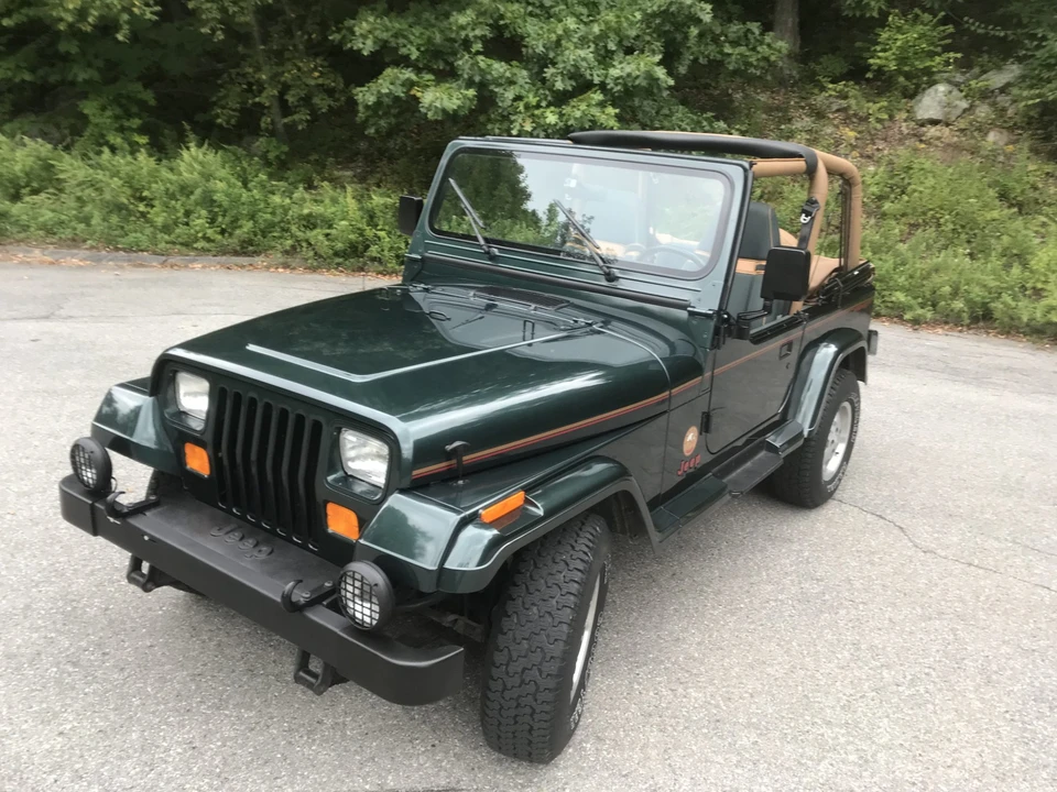 1993 Jeep YJ Wrangler - Image 9 of 31