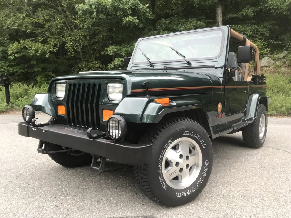 1993 Jeep YJ Wrangler - Image 8 of 31