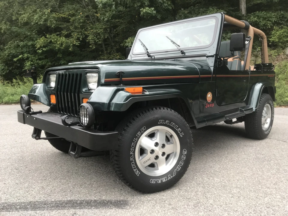 1993 Jeep YJ Wrangler - Image 6 of 31