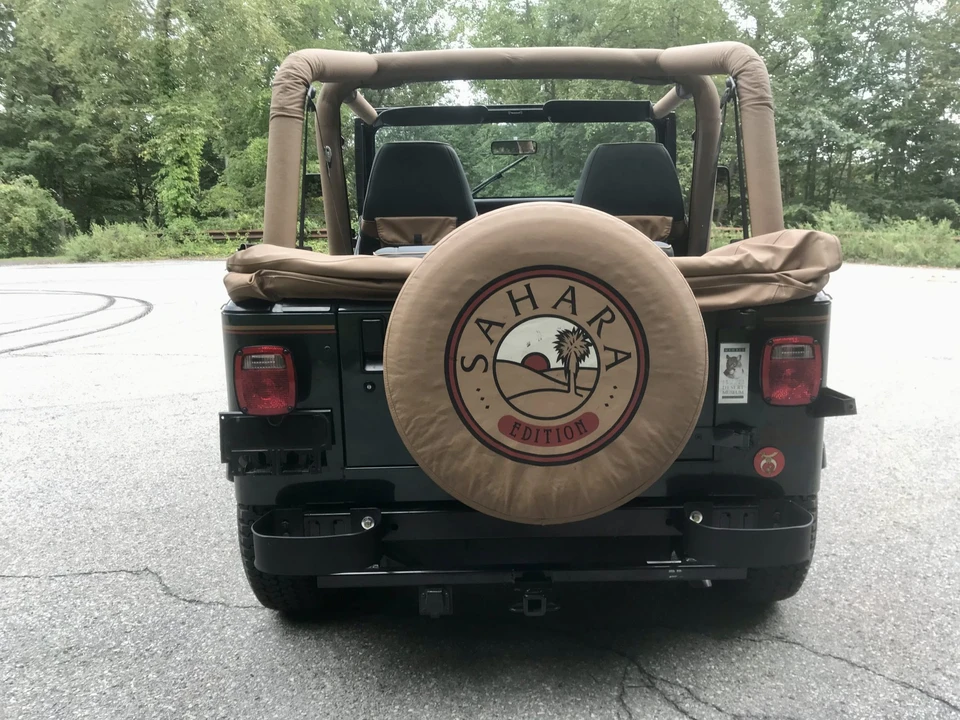 1993 Jeep YJ Wrangler - Image 15 of 31