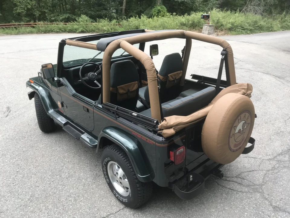 1993 Jeep YJ Wrangler - Image 13 of 31