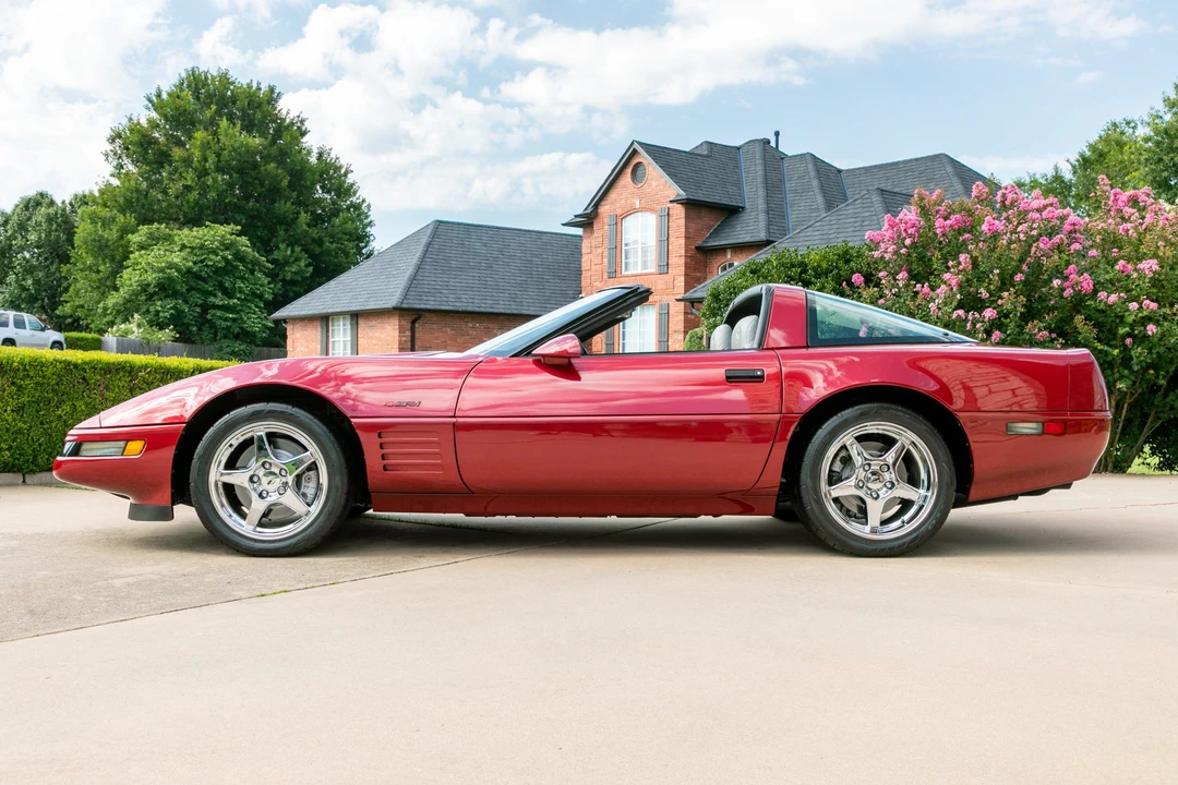1994 Chevrolet Corvette C4 ZR1 - Image 20 of 31