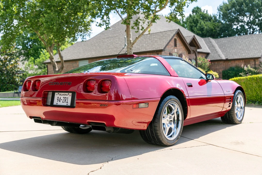 1994 Chevrolet Corvette C4 ZR1 - Image 10 of 31