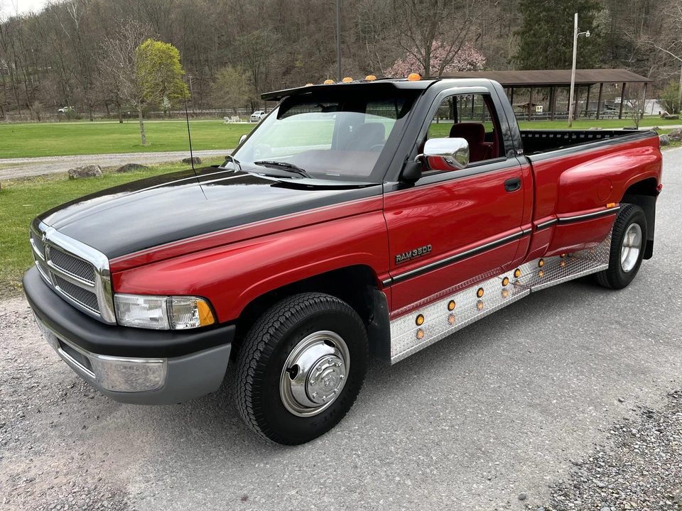 1994 Dodge Ram 2nd Gen - Image 2 of 31