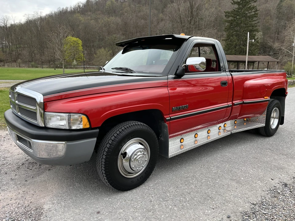 1994 Dodge Ram 2nd Gen - Image 3 of 31