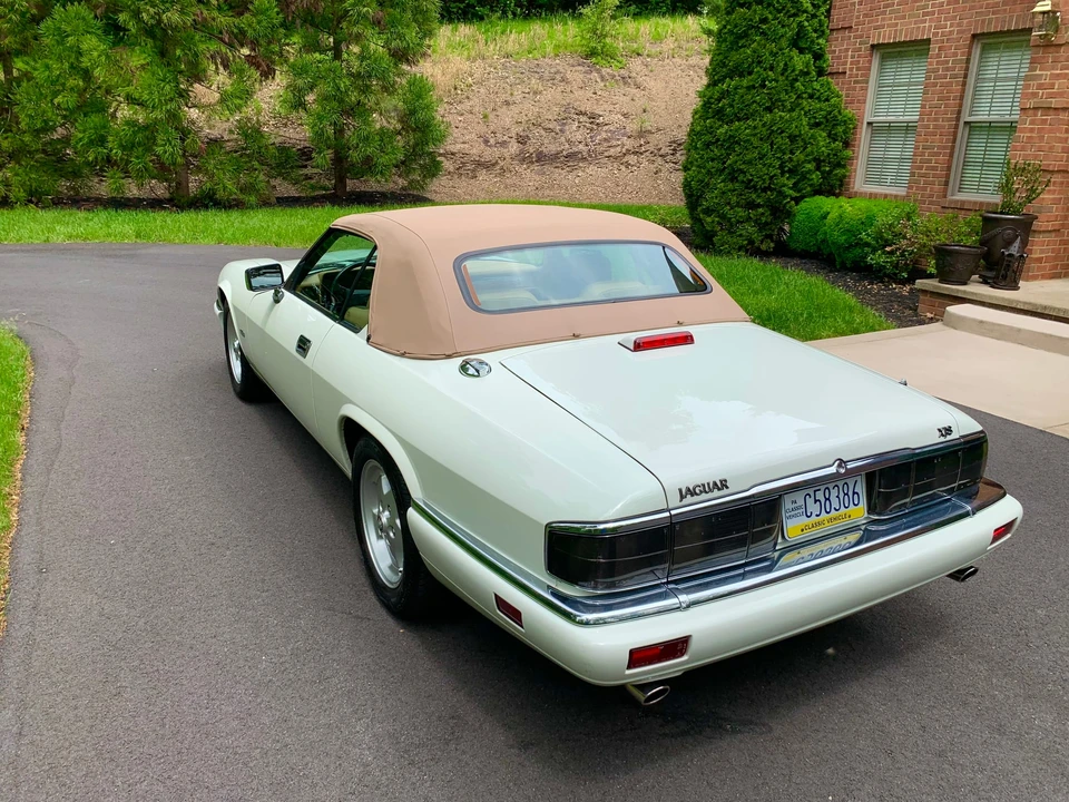 1994 Jaguar XJS Convertible - Image 25 of 31