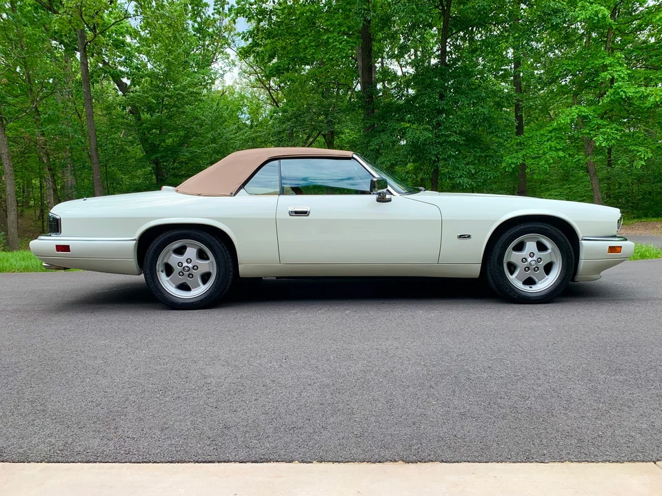 1994 Jaguar XJS Convertible - Image 30 of 31