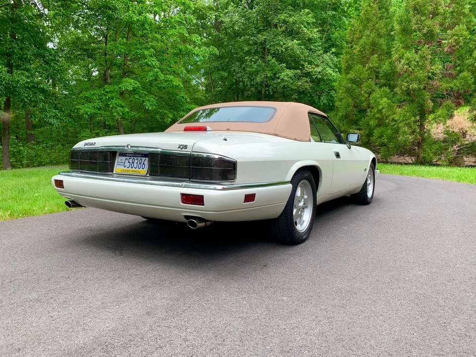 1994 Jaguar XJS Convertible - Image 28 of 31