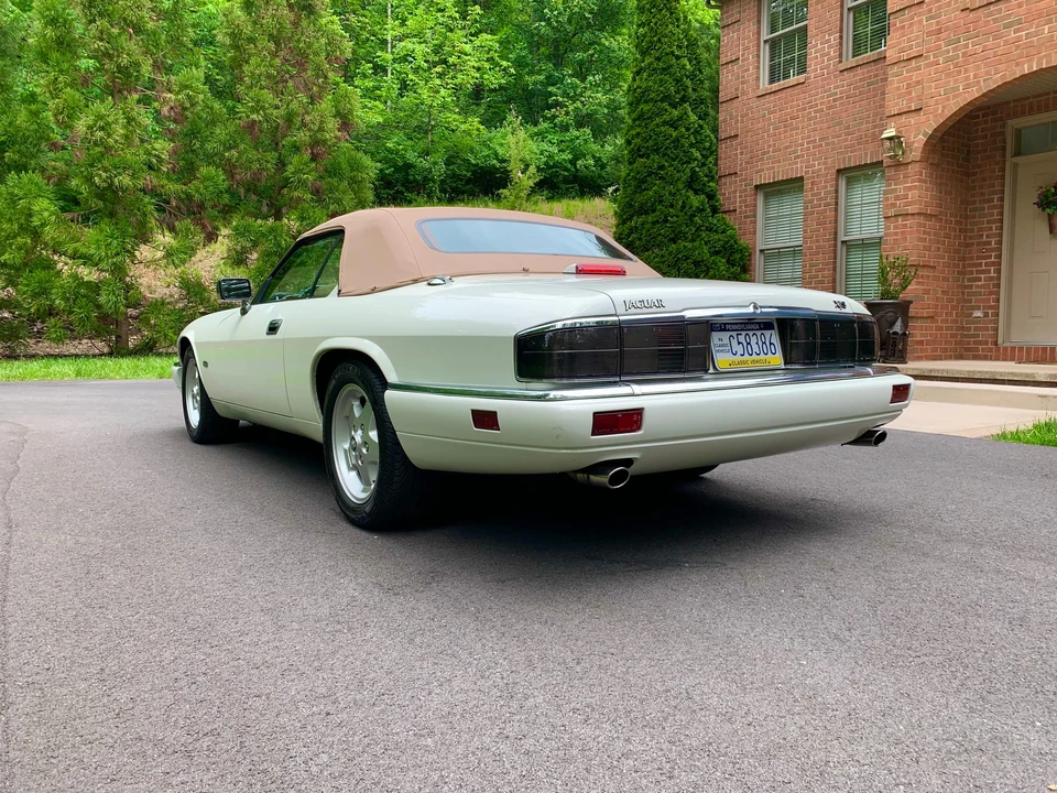 1994 Jaguar XJS Convertible - Image 24 of 31