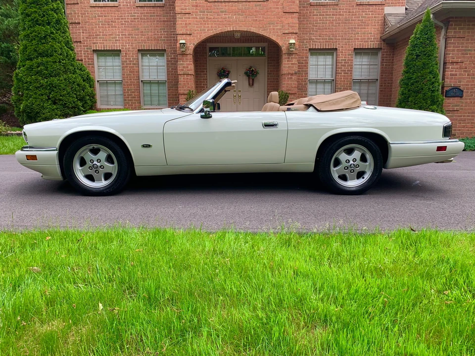 1994 Jaguar XJS Convertible - Image 5 of 31