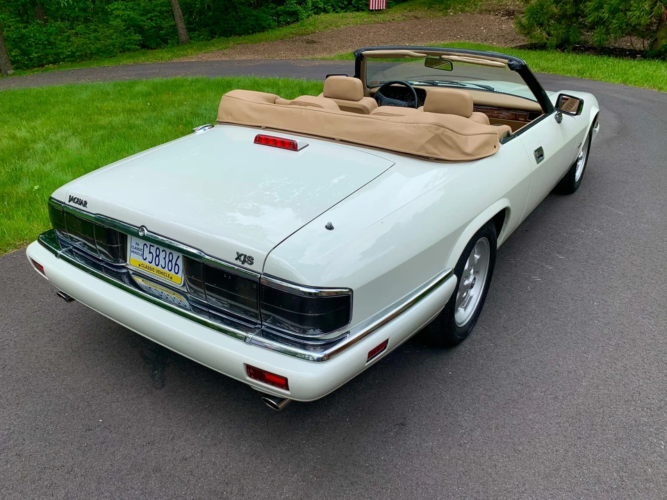 1994 Jaguar XJS Convertible - Image 9 of 31