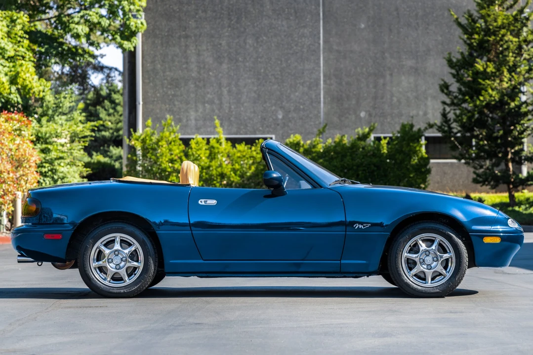 1994 Mazda NA MX-5 Miata - Image 8 of 31