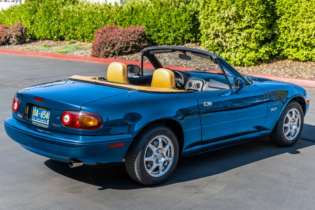 1994 Mazda NA MX-5 Miata - Image 10 of 31