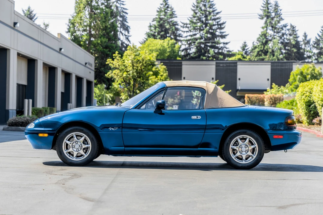 1994 Mazda NA MX-5 Miata - Image 15 of 31