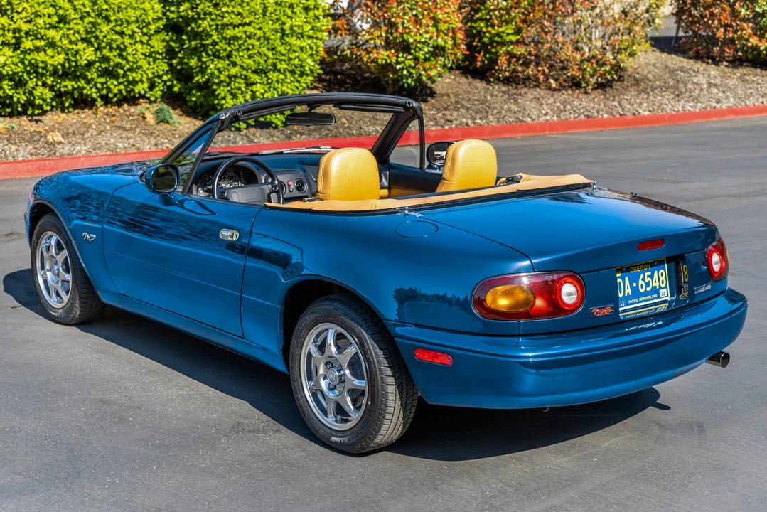 1994 Mazda NA MX-5 Miata - Image 13 of 31