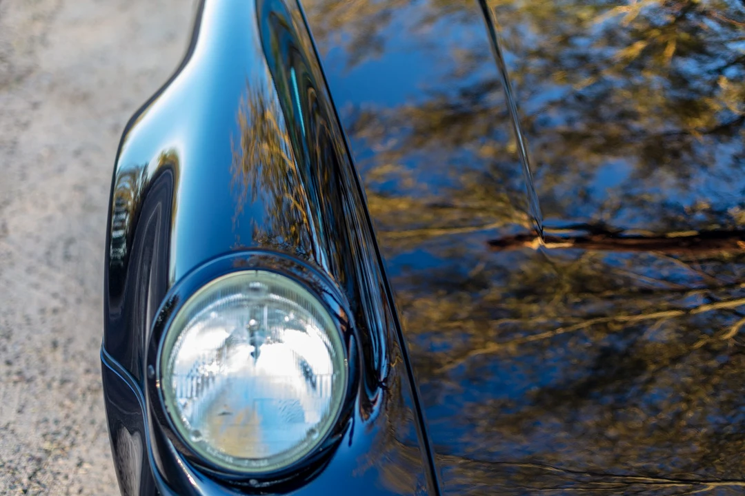 1994 Porsche 964 Carrera 4 - Image 12 of 31