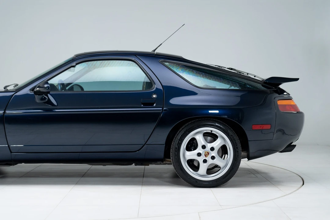 1994 Porsche 928 GTS - Image 18 of 31
