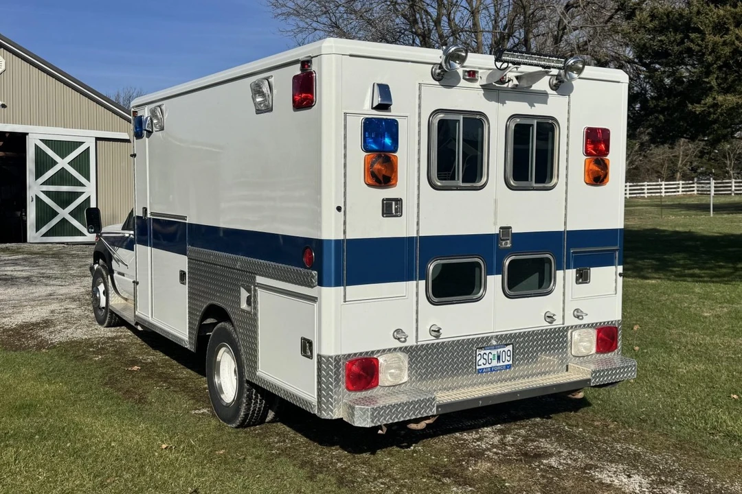 1995 Chevrolet C/K 4th Gen - Image 2 of 9