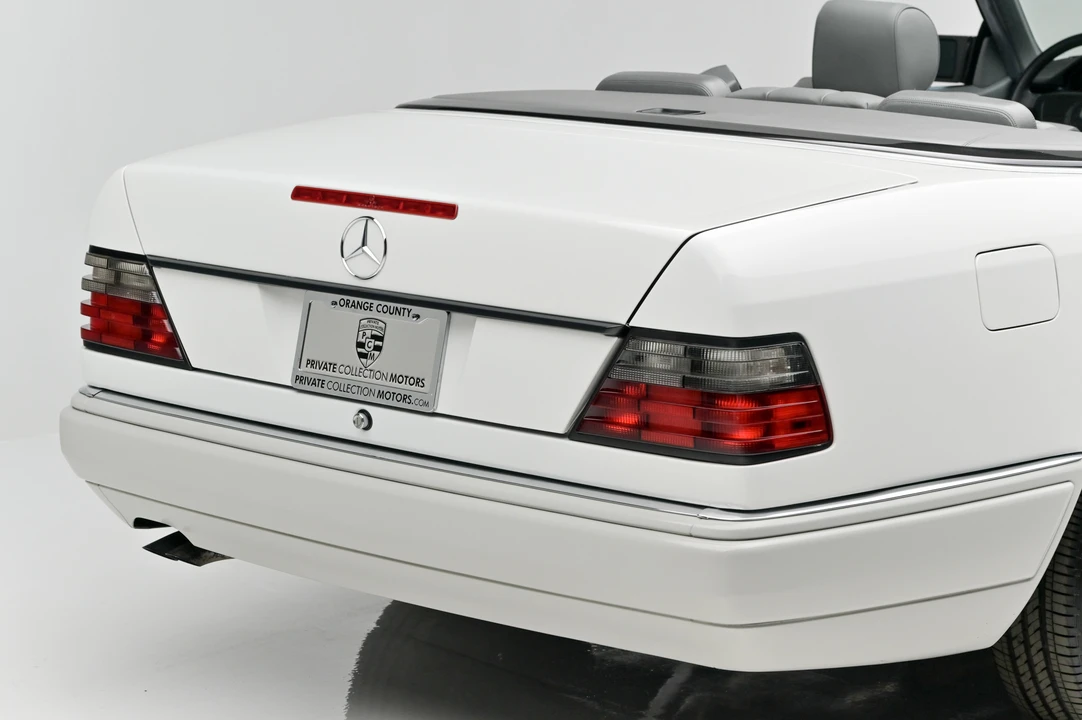 1995 Mercedes-Benz W124 E-Class - Image 18 of 31
