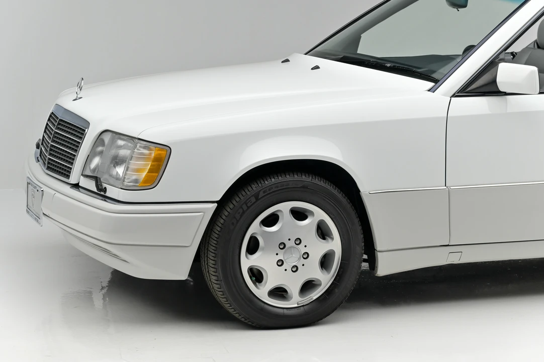 1995 Mercedes-Benz W124 E-Class - Image 23 of 31