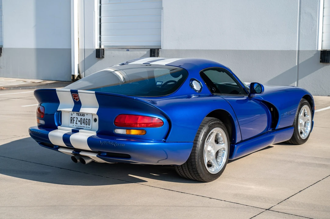 1996 Dodge Viper GTS 2nd Gen - Image 7 of 31