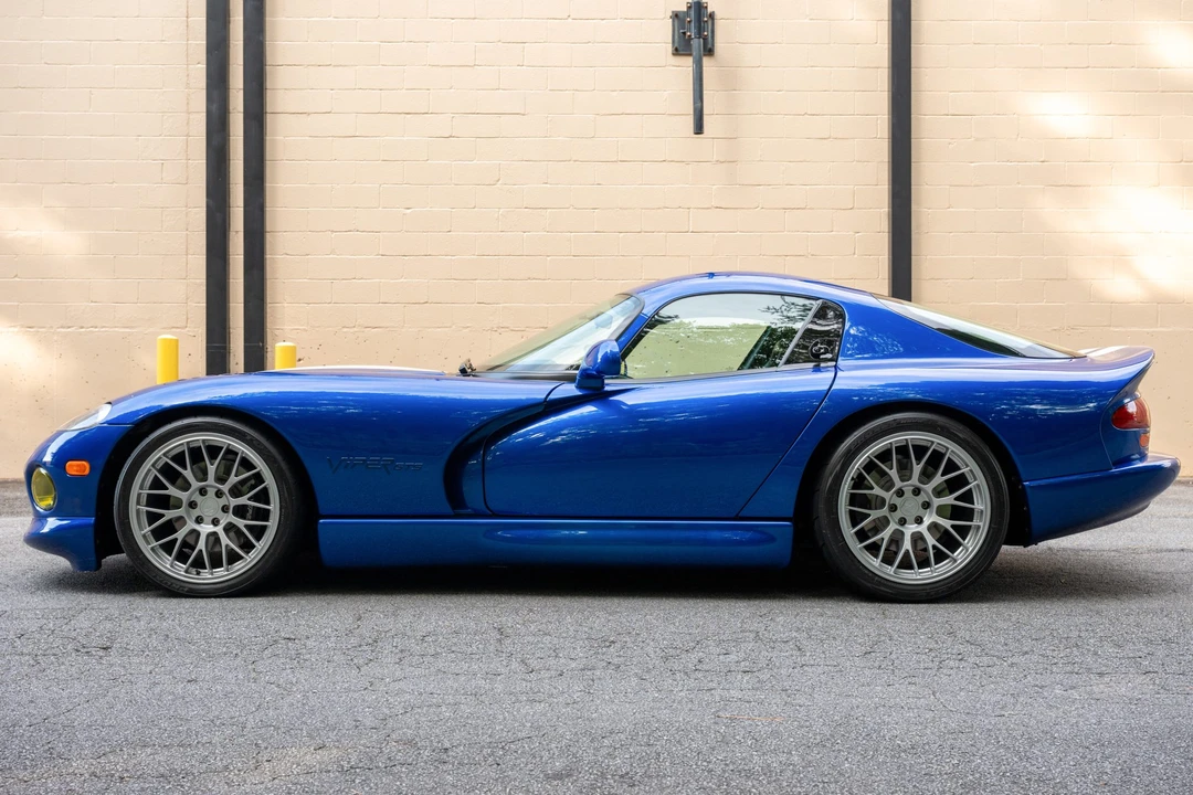 1996 Dodge Viper GTS 2nd Gen - Image 5 of 31