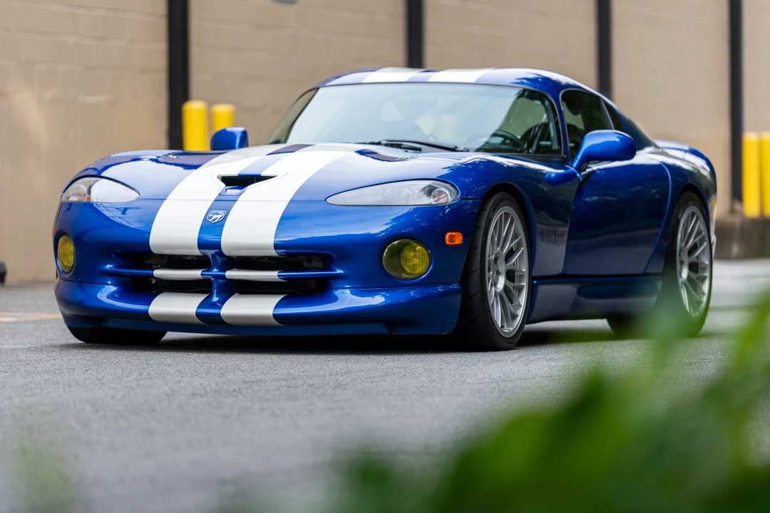 1996 Dodge Viper GTS 2nd Gen - Image 2 of 31