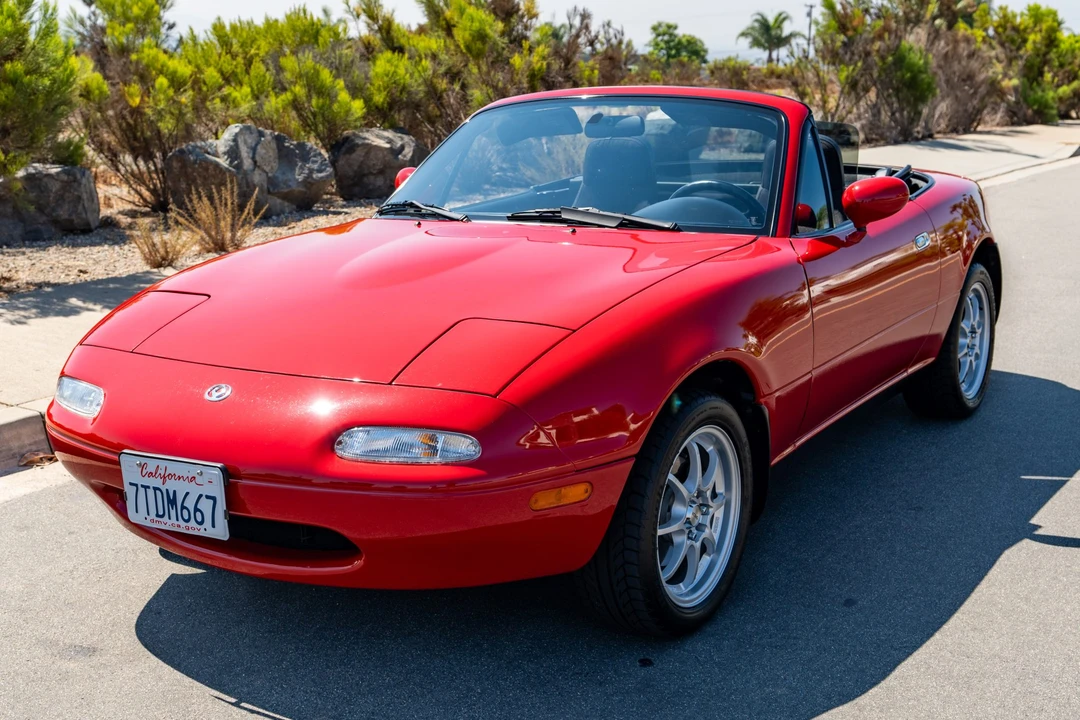 1996 Mazda NA MX-5 Miata - Image 2 of 31
