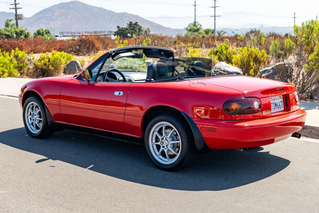 1996 Mazda NA MX-5 Miata - Image 8 of 31